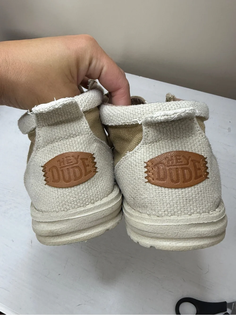 Hey Dude Wally Mid Salt N Stone Tan Chukka Boots Size 8